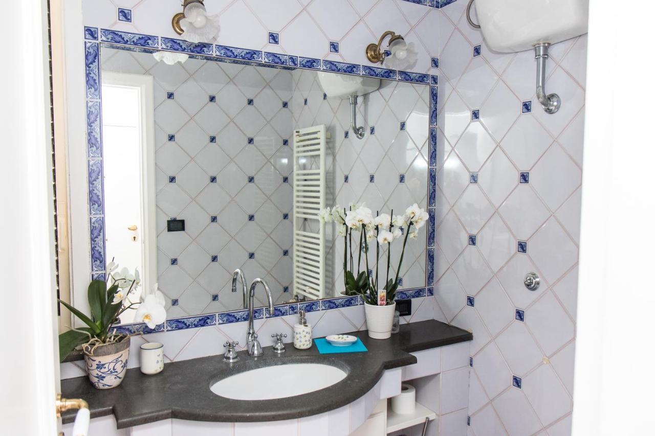 Capitano Nino Guest House Мета Екстериор снимка